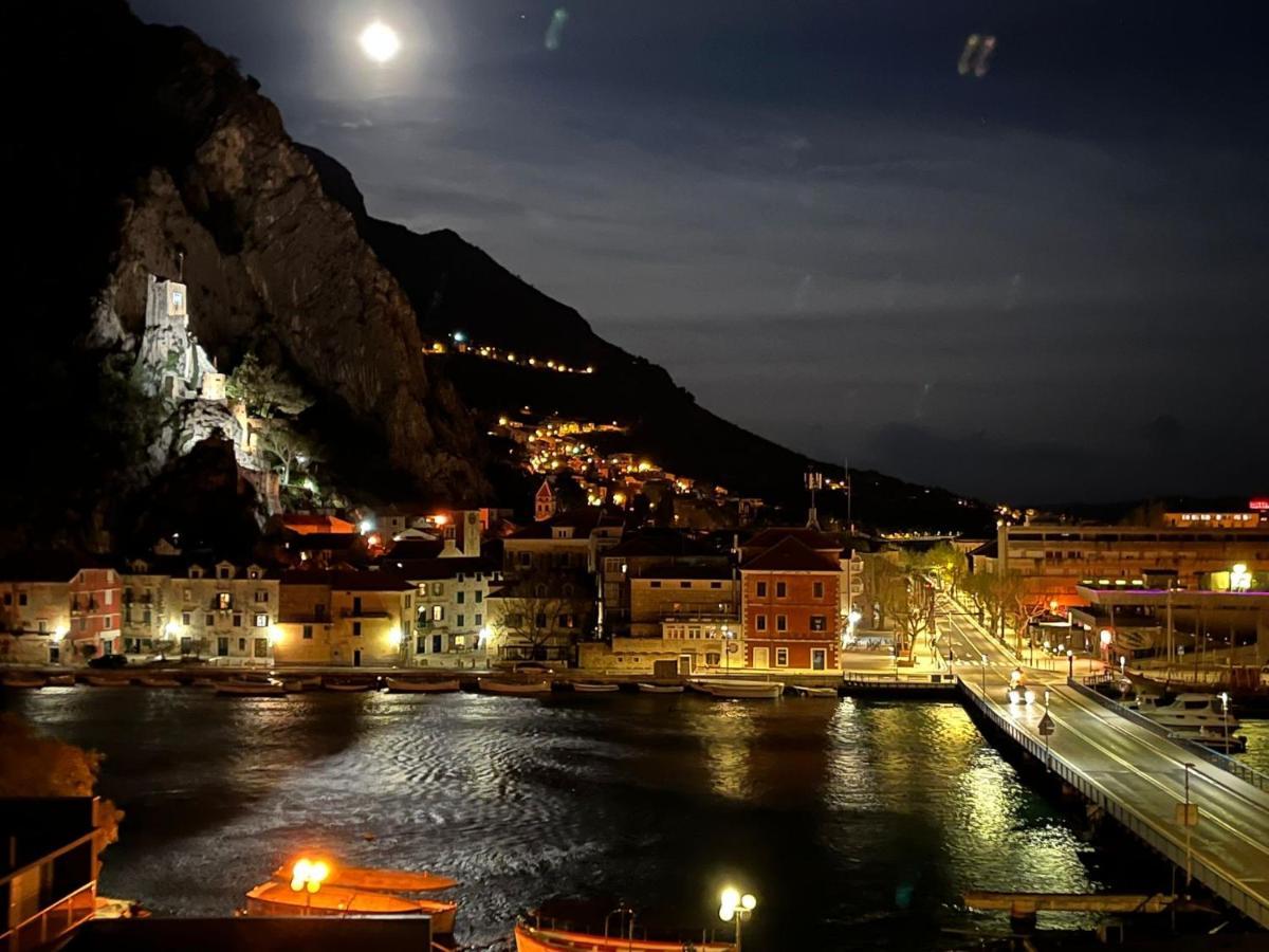شقة Penthouse Maremonte أوميس المظهر الخارجي الصورة